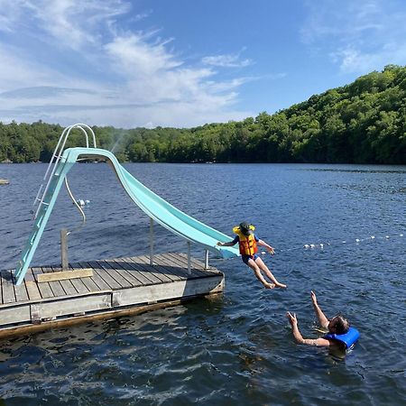 Otter Lake Sunny Point Resort מראה חיצוני תמונה