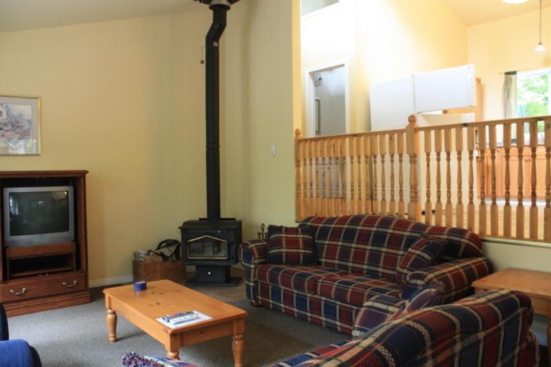 Otter Lake Sunny Point Resort מראה חיצוני תמונה