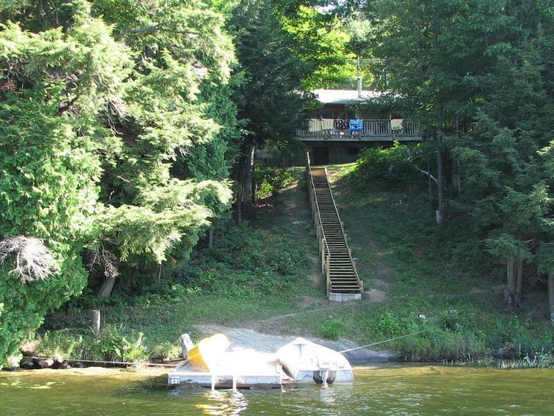 Otter Lake Sunny Point Resort מראה חיצוני תמונה