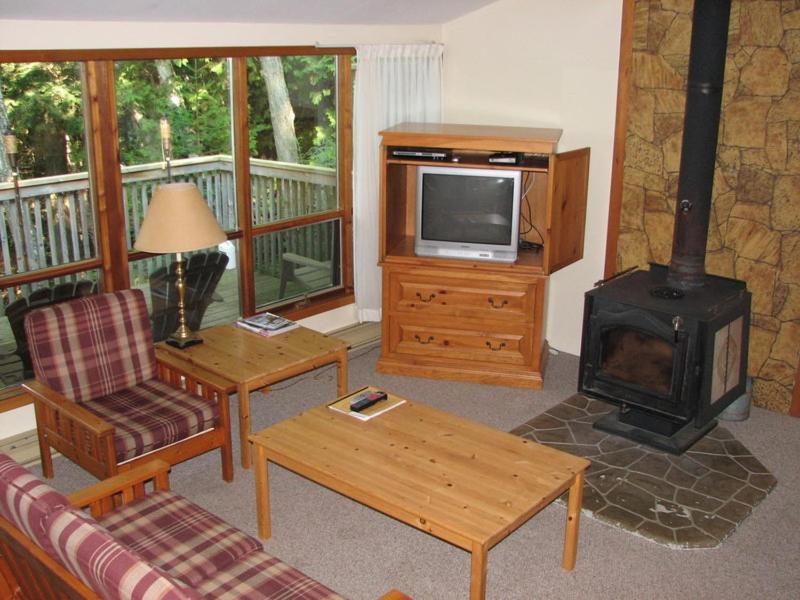 Otter Lake Sunny Point Resort מראה חיצוני תמונה