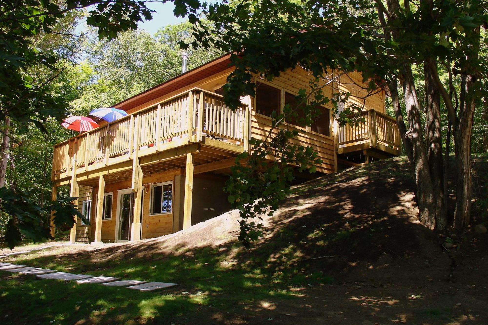 Otter Lake Sunny Point Resort מראה חיצוני תמונה