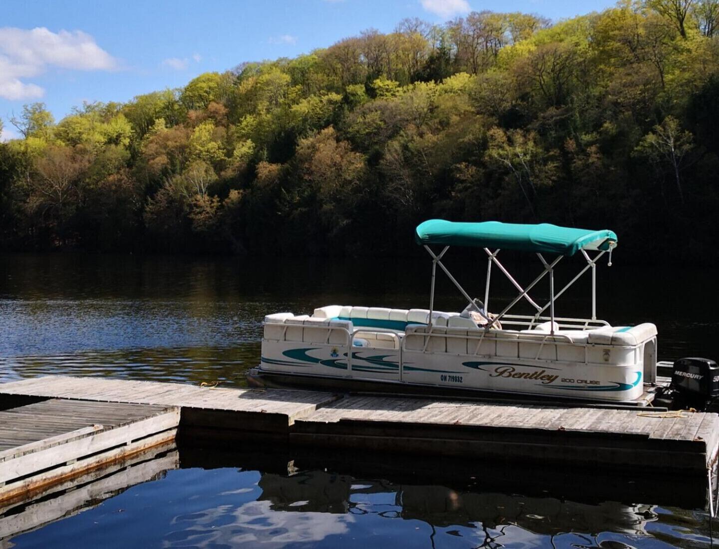 Otter Lake Sunny Point Resort מראה חיצוני תמונה